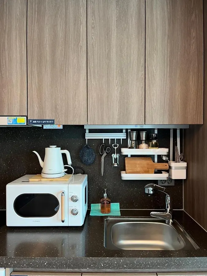 Apartment Cheulgu'S Hotel In Haeundae Beach Busan South Korea