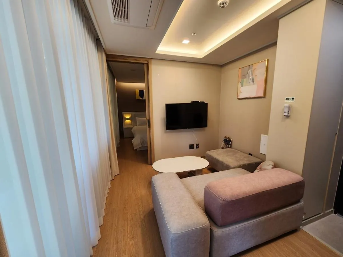 Cheulgu'S Hotel In Haeundae Beach Busan South Korea