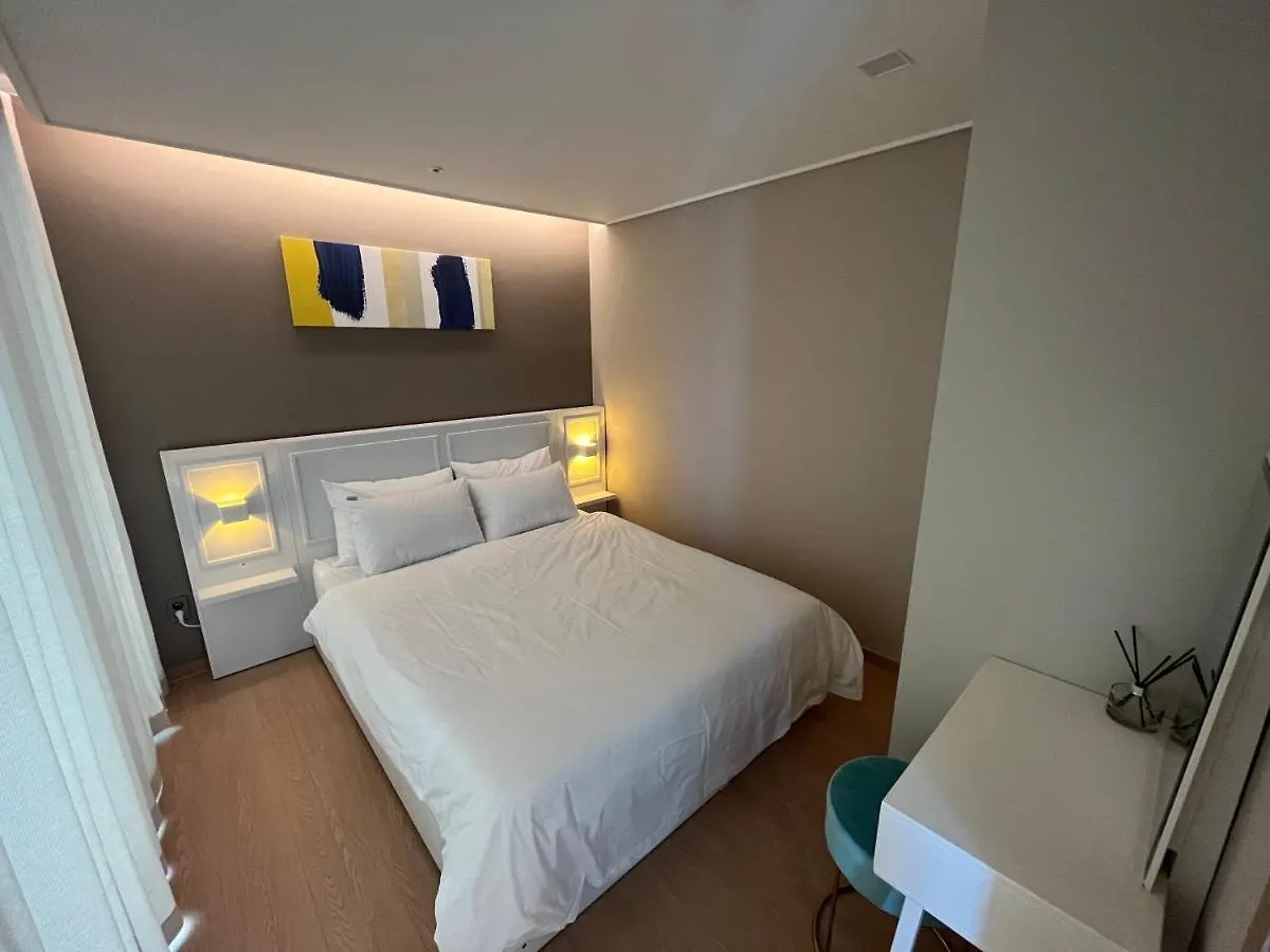 Cheulgu'S Hotel In Haeundae Beach Busan Apartment
