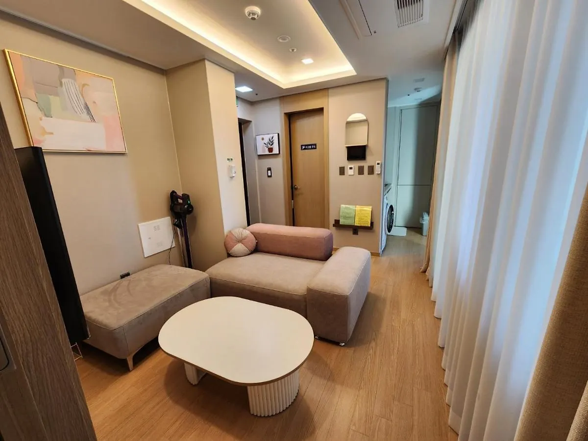Apartment Cheulgu'S Hotel In Haeundae Beach Busan